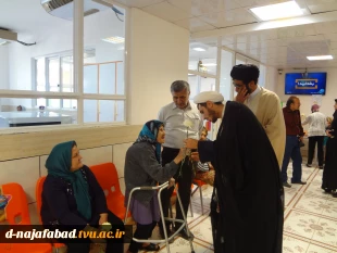 دیدار ریاست آموزشکده دختران نجف آباد ،همکاران ومسئولین شهری از خانه سالمندان  5