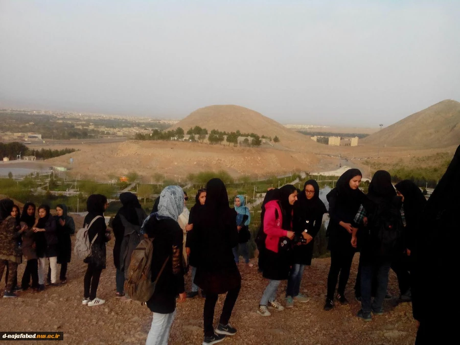کوه گشت یک روزه تفریحی، باشعار ورزش سلامتی 2