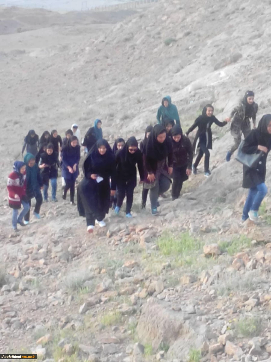 کوه گشت یک روزه تفریحی، باشعار ورزش سلامتی 9