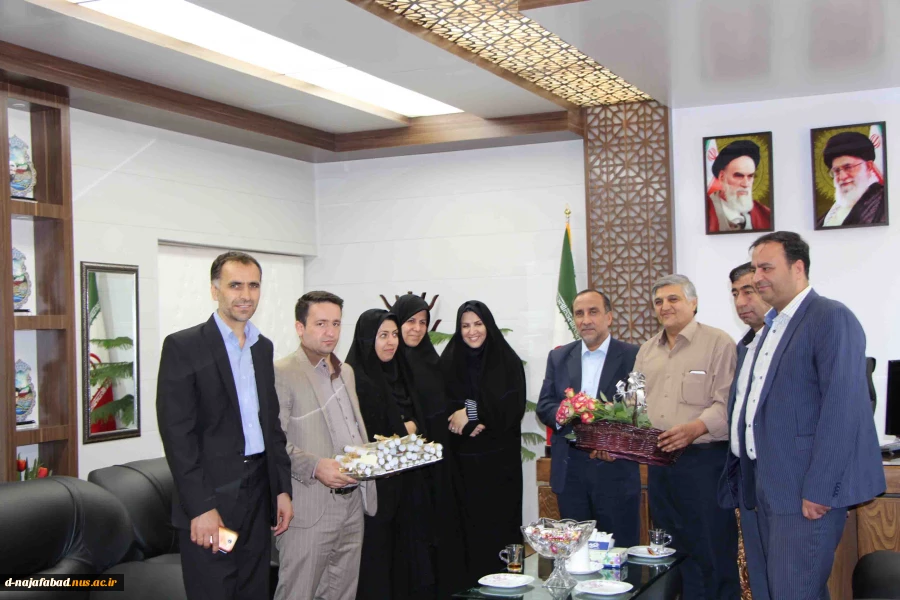 تبریک روز کارمند درهفته دولت 3