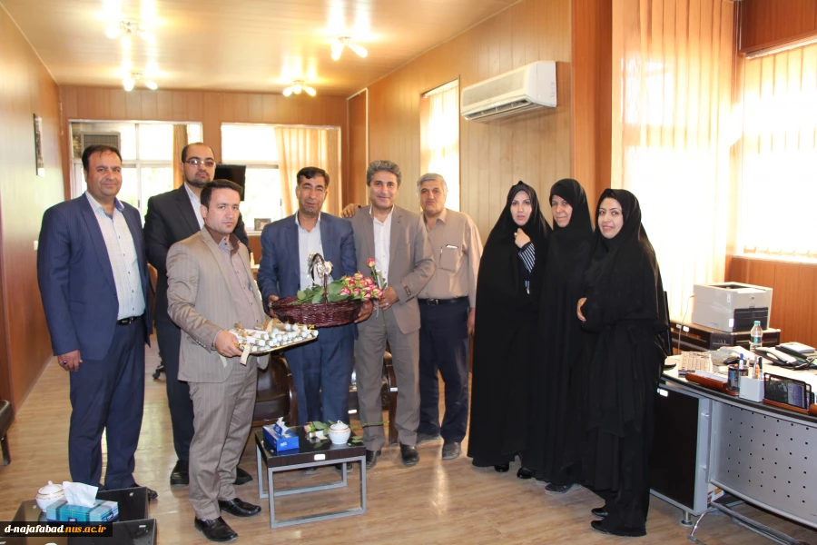 تبریک روز کارمند درهفته دولت 4