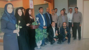 یدار اعضای خانه صنعت ومعدن شهرستان و دانشکده فنی وحرفه ای سمیه دختران نجف آباد با معاون استاندار و فرماندار ویژه شهرستان بمناسبت هفته دولت 3