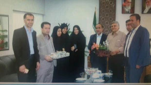 یدار اعضای خانه صنعت ومعدن شهرستان و دانشکده فنی وحرفه ای سمیه دختران نجف آباد با معاون استاندار و فرماندار ویژه شهرستان بمناسبت هفته دولت 4