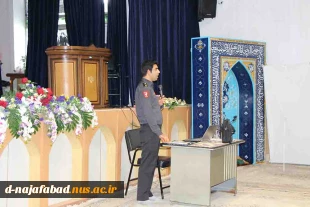 گزارش تصویری کارگاه آموزشی پیشگیری از عواقب ناگوار زلزله باحضور کارشناس آتشنشانی جناب آقای بیگی درسالن اجتماعات دانشکده دختران نجف آباد 5