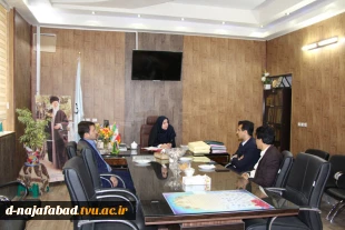 همایش تغییرات جدید دراستانداردهای جدید حسابرسی  درآموزشکده دختران نجف آباد برگزار گردید  4