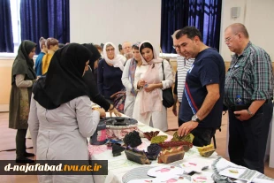 حضور توریستهای آلمانی درآموزشکده دختران نجف آباد  4