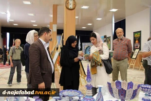 حضور توریستهای آلمانی درآموزشکده دختران نجف آباد  10