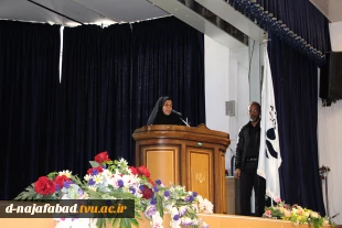 جلسه توجیهی دانشجویان جدید الورود آموزشکده دختران نجف آباد  برگزار شد 4