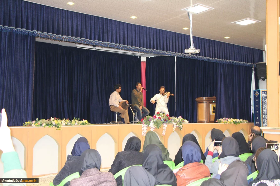 جشن روز دانشجو در آموزشکده دختران نجف آباد 97 5