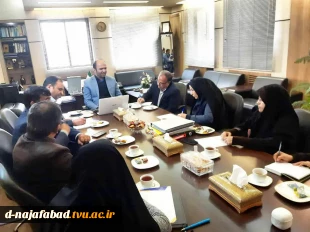 جلسه ای سه جانبه  ارتباط دانشگاه با صنعت و تشکیل کارگروه گردشگری صنعتی 5