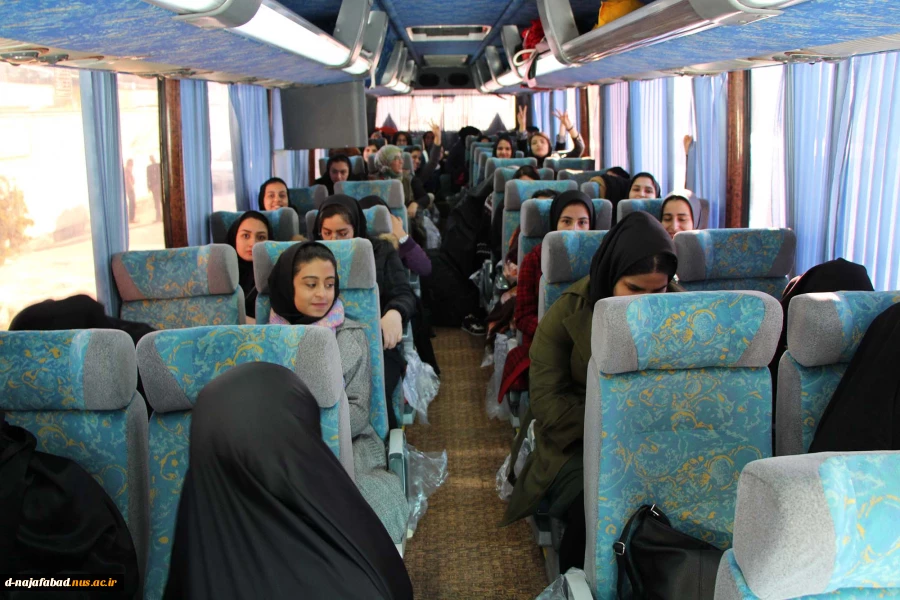 اعزام کاروان دانشجویی راهیان نور آموزشکده فنی وحرفه ای دختران نجف آباد به مناطق عملیاتی جنوب 5