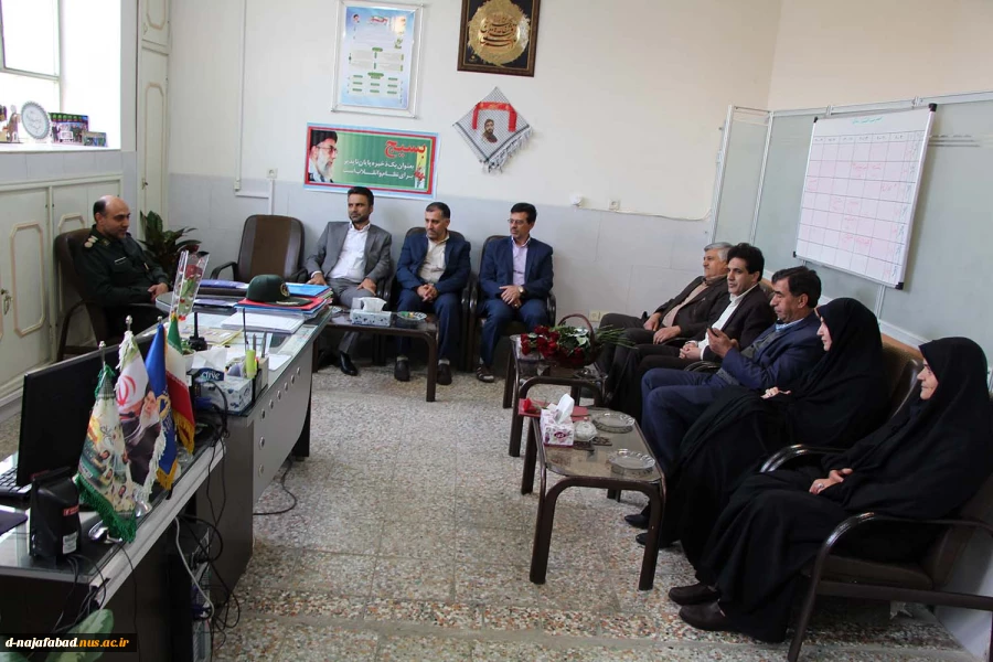 دیدار به فرماندهان سپاه شهرستان نجف آباد بمناسبت روزپاسدار 2
