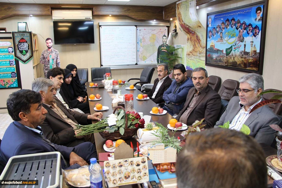 دیدار به فرماندهان سپاه شهرستان نجف آباد بمناسبت روزپاسدار 6