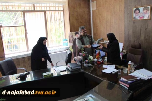 کارگاه خلاقیت درعکاسی درسالن جلسات آموزشکده دختران نجف آباد 3