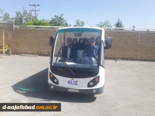 بازدید ریاست دانشکده وهمراهان از مجموعه صنعتی دارکوب 8