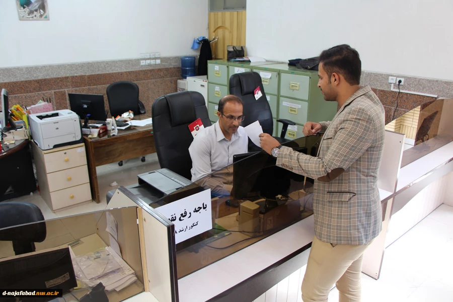 برگزاری آزمون کارشناسی ارشد به میزبانی ذاشکده فنی وحرفه ای دختران نجف آباد 10