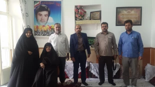 دیداربا خانواده شهدا هشت سال دفاع مقدس 2