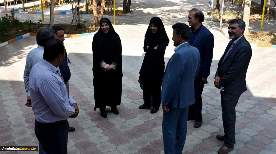 دیدار ریاست شورای اسلامی شهرستان نجف آباد بهمراه شهردار شهرستان وهمراهان با ریاست آموزشکده  فنی و حرفه 5
