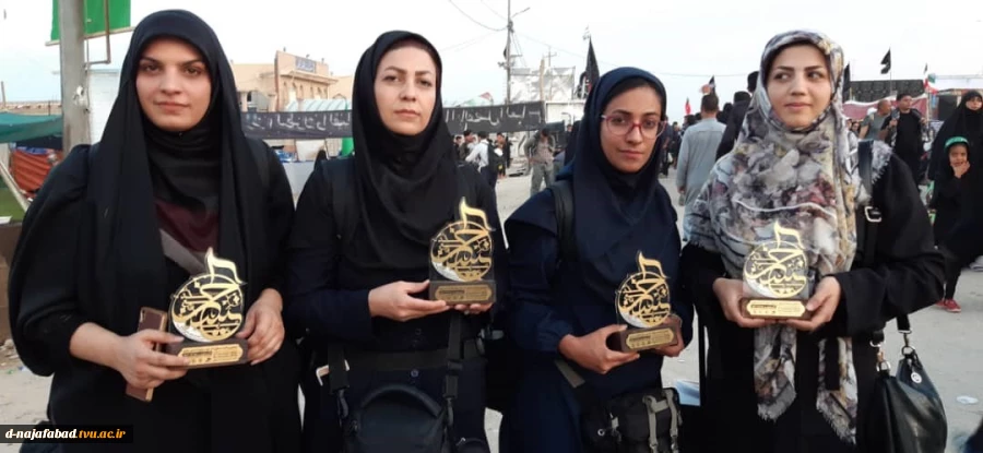 برگزاری ورکشاب در ششمین کنگره اربعینی اصحاب الحسین درشهرکوفه کشورعراق با حضورسرکارخانم خدادادی از اساتید گرافیک آموزشکده دختران نجف آباد 3