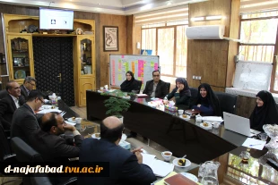 برگزاری نشست تخصصی کارگروه دبیران انجمن های علمی دانشجویان دانشگاه فنی و حرفه ای استان اصفهان درآموزشکده دختران نجف آباد  3