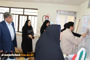 بازدید مدیرعامل سازمان فرهنگی، اجتماعی و ورزشی شهرداری نجف آباد از طرح های دیوارنگاری و المان های شهری ب 4