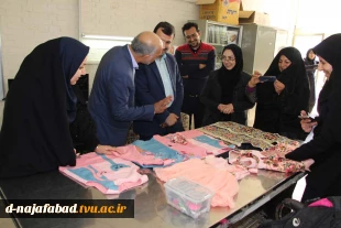 دیدار مدیرعامل و همراهان موسسه خیره شجره طیبه از  دانشکده  و گفتگو با ریاست دانشکده  فنی وحرفه ای دختران نجف آباد 3