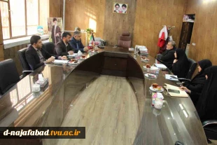 جلسه ستاد شاهد با حضور ریاست و معاونین دانشکده و ریاست و مسئولین بنیاد شهید نجف آباد 2