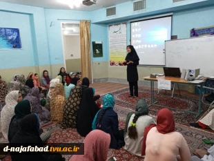 حضور کارشناس بهداشت در خوابگاه در خصوص ویروس کرونا 2