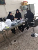 دوخت و آماده سازی ماسک دو لایه در آموزشکده فنی و حرفه ای دختران نجف آباد 3