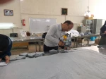 دوخت و آماده سازی ماسک دو لایه در آموزشکده فنی و حرفه ای دختران نجف آباد 5