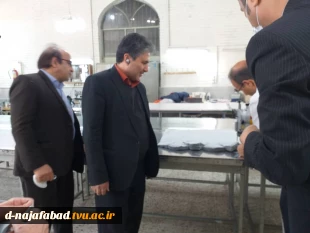دوخت و آماده سازی ماسک دو لایه در آموزشکده فنی و حرفه ای دختران نجف آباد 9