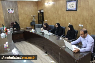 وبینار آشنایی با نرم افزار طراحی ولباس والگو کشی در آموزشکده فنی وحرفه ای دختران نجف آباد   2