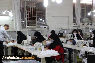 دوخت ماسک دولایه وقابل شستوشو در مرحله سوم  در آموزشکده فنی و حرفه ای دختران نجف آباد 7