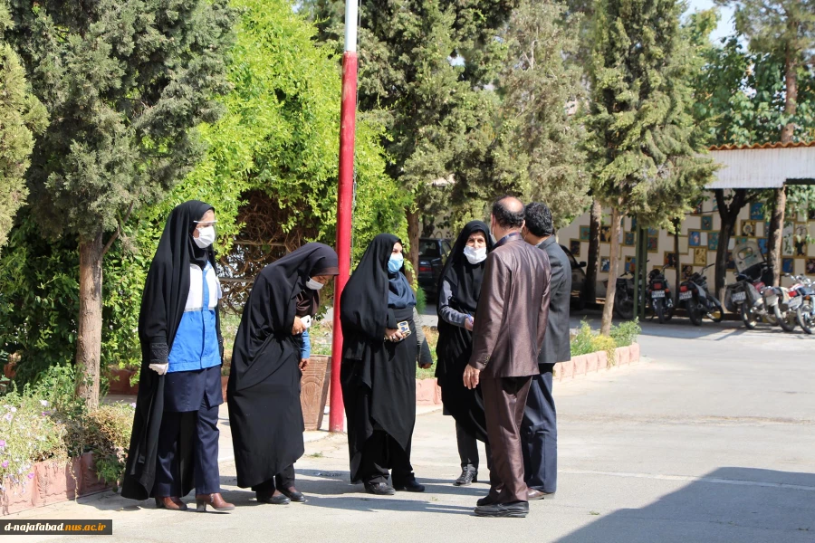 برگزاری آزمون کنکورسراسری 99 درآموزشکده دختران نجف آباد 7