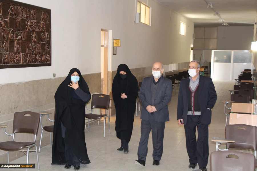 بازدید ریاست دانشگاه فنی وحرفه ای کشور جناب آقای دکتر صالحی عمران از آموزشکده دختران نجف آباد 5