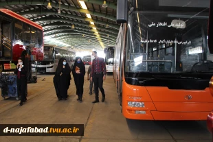 بازدید ریاست آموزشکده دختران نجف آباد وهمراهان از شرکت پیشرو دیزل آسیا 10