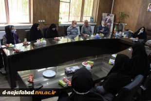 آیین نکوداشت و تجلیل از بازنشستگان آموزشکده فنی وحرفه ای دختران نجف آباد 4