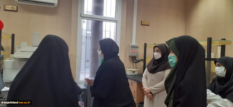 بازدید ریاست آموزشکده دختران نجف آباد وهمراهان از معاونت غذاودارو دانشگاه علوم پزشکی  اصفهان 3
