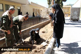 آیین روز درختکاری و کاشت نهال درمحوطه آموزشکده دختران نجف آباد  برگزار شد 9