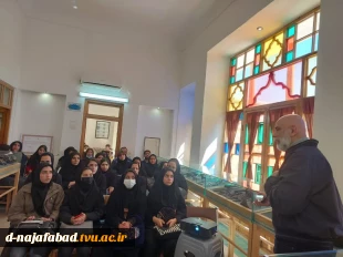 دیدار وگفتگو گروه پژوهش، کارآفرینی و ارتباط با صنعت آموزشکده دختران نجف آباد با آقای دکتر خسروی هیات علمی دانشگاه اصفهان و کارآفرینی نمونه کشوری  2