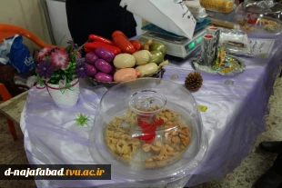 برپایی نمایشگاه و بازارچه مشاغل خانگی به مناسبت هفته مشاغل در آموزشکده دختران نجف آباد 
 5