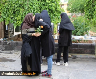 آیین تکریم میلاد حضرت معصومه (س)، روز دخترو استقبال از دانشجویان با نام نسیم کرامت زیر سایه خورشید در آموزشکده دختران نجف آباد برگزار شد 5