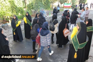 آیین بازگشایی دانشگاه ها واستقبال از دانشجویان با حضورخادم یاران حرم رضوی در آموزشکده دختران نجف آباد برگزار شد  8