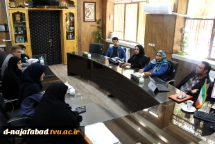 دیداردکتر اکرامیان مجری پروژه رشد وتوسعه وحمایت از نوآوری ها در جهادکشاورزی کشور و همراهان از موسسه کارآفرینی امید رویش با ریاست آموزشکده 5