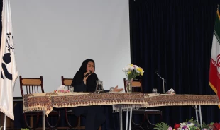 بمناسبت هفته جهانی کارآفرین،سلسله نشستهای کار آفرینی و تجلیل از تعدادی کار آفرین برتر استان در آموزشکده دختران نجف آباد برگزار گردید  4