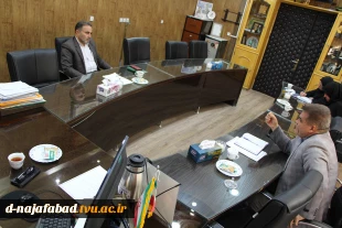 دیدار رییس اداره صنعت ومعدن و تجارت شهرستان با ریاست آموزشکده فنی وحرفه ای دختران نجف آباد  5