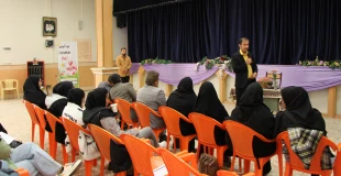 کارگاه آموزشی پیش از ازدواج با همکاری مرکز مشاوره دانشجویی وفرهنگی آموزشکده واداره ورزش وجوانان شهرستان درآموزشکده دختران نجف آباد برگزار گردید  6