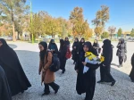 بمناسبت هفته بسیج ، قبور مطهر یادمان شهدای غواص امیرآباد غبار روبی وعطر افشانی شد. 3