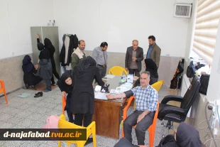 میز خدمت و پویش ملی سلامت ،تیم غربالگری شبکه بهداشت نجف آباد درآموزشکده دختران نجف آباد  6