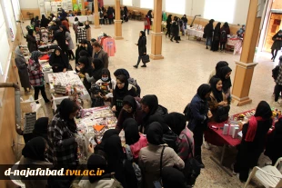 بازدید از نمایشگاه وبازارچه دانشجویی ومشاغل خانگی در هفته پژوهش 1402 آموزشکده دختران نجف آباد  6